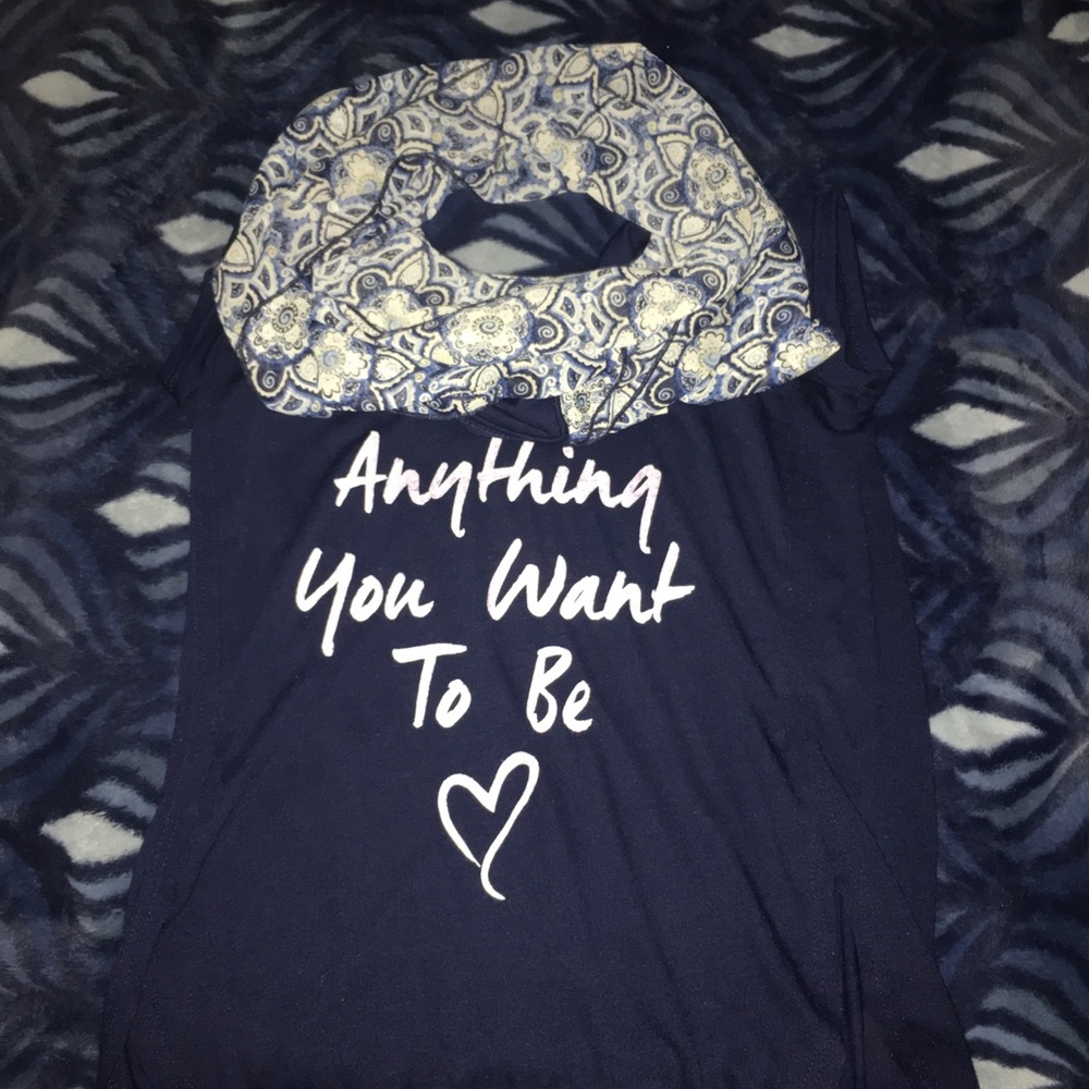 Size L (14) shirt with attached scarf.